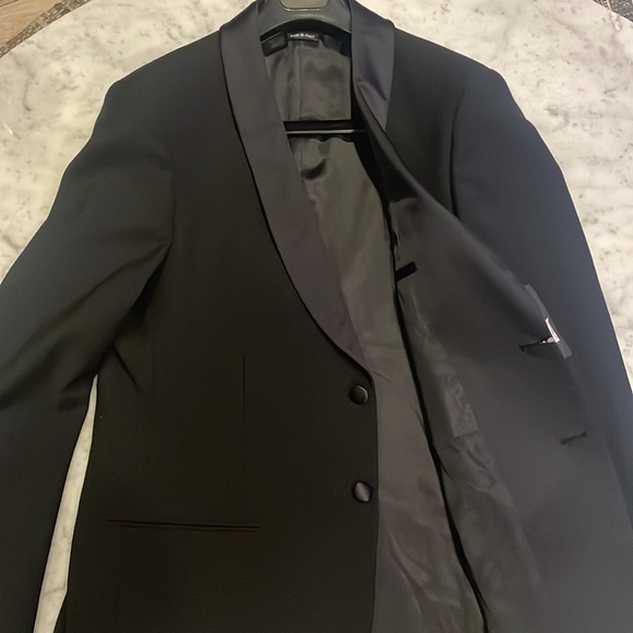 Giorgio Armani Tuxedo - Picture 5 of 11
